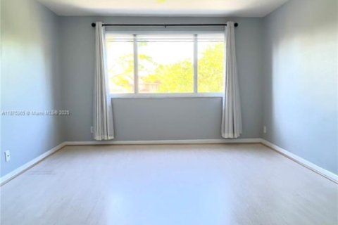 Touwnhouse à louer à Coral Springs, Floride: 3 chambres, 150.78 m2 № 1980815 - photo 20