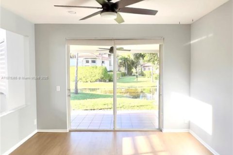 Touwnhouse à louer à Coral Springs, Floride: 3 chambres, 150.78 m2 № 1980815 - photo 24