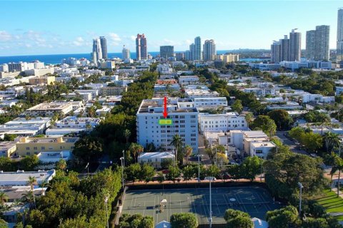Copropriété à vendre à Miami Beach, Floride: 1 chambre, 74.69 m2 № 2013564 - photo 7