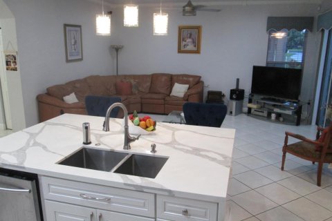 Villa ou maison à vendre à Miramar, Floride: 6 chambres, 313.17 m2 № 2191886 - photo 18