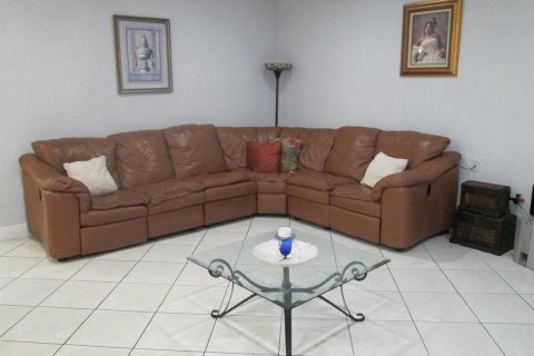 Villa ou maison à vendre à Miramar, Floride: 6 chambres, 313.17 m2 № 2191886 - photo 19