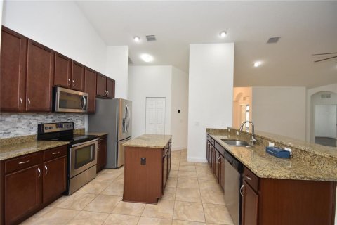 Villa ou maison à louer à Palm Coast, Floride: 4 chambres, 237.09 m2 № 2429378 - photo 10