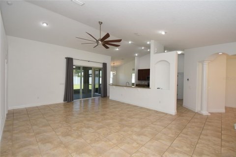 Villa ou maison à louer à Palm Coast, Floride: 4 chambres, 237.09 m2 № 2429378 - photo 5