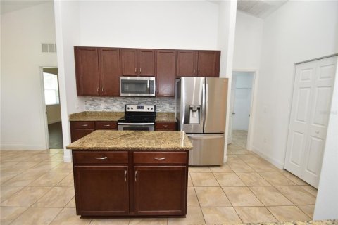 Villa ou maison à louer à Palm Coast, Floride: 4 chambres, 237.09 m2 № 2429378 - photo 7