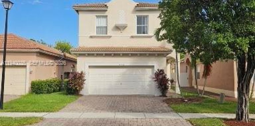 Villa ou maison à Homestead, Floride 3 chambres, 149.57 m2 № 1997327