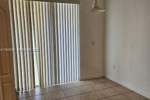 Villa ou maison à louer à Homestead, Floride: 3 chambres, 149.57 m2 № 1997327 - photo 18