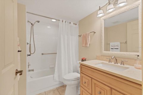 Купить кондоминиум в Сарасота, Флорида 7 комнат, 102.1м2, № 1904852 - фото 28
