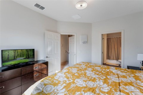 Townhouse in Kissimmee, Florida 4 bedrooms, 157.38 sq.m. № 1513446 - photo 18