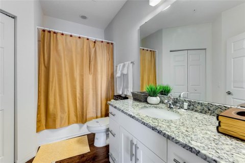 Townhouse in Kissimmee, Florida 4 bedrooms, 157.38 sq.m. № 1513446 - photo 17