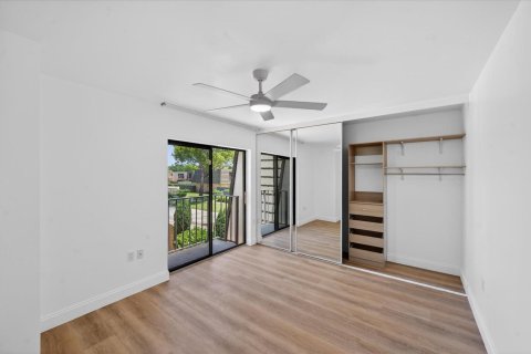 Touwnhouse à vendre à West Palm Beach, Floride: 2 chambres, 114.83 m2 № 2077890 - photo 11