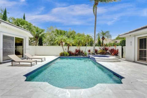 House in Weston, Florida 5 bedrooms, 282.89 sq.m. № 1847767 - photo 7