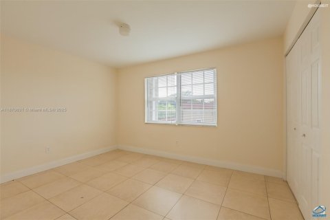 Copropriété à louer à Miami, Floride: 2 chambres, 97.55 m2 № 1927952 - photo 11