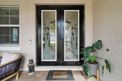 Villa ou maison à vendre à Land O' Lakes, Floride: 6 chambres, 339.19 m2 № 2356270 - photo 4