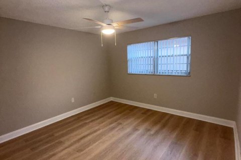 Copropriété à louer à Boca Raton, Floride: 2 chambres, 74.6 m2 № 2389492 - photo 9