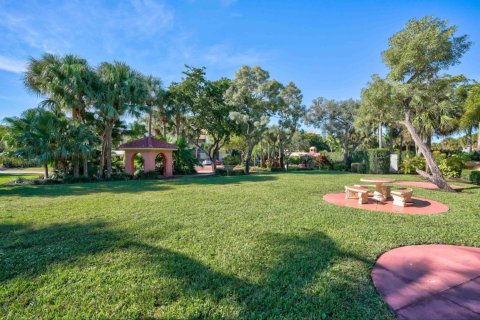 Condo in Juno Beach, Florida, 2 bedrooms  № 1043075 - photo 1