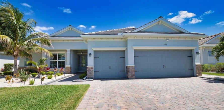 Casa en Port Charlotte, Florida 4 dormitorios, 219.25 m2 № 1674147
