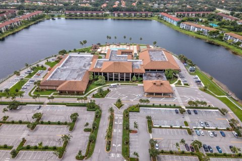 Condominio en venta en Pembroke Pines, Florida, 1 dormitorio, 63.64 m2 № 1443569 - foto 29