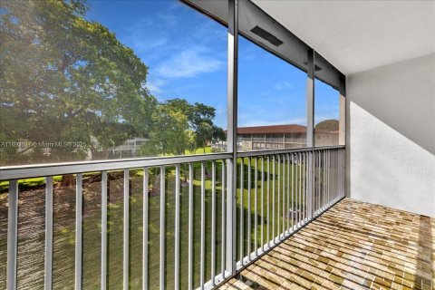 Condominio en venta en Pembroke Pines, Florida, 1 dormitorio, 63.64 m2 № 1443569 - foto 21