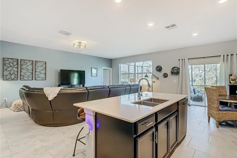 Villa ou maison à vendre à Davenport, Floride: 4 chambres, 180.14 m2 № 2131567 - photo 12