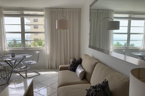 Condo in Miami Beach, Florida, 1 bedroom  № 1968290