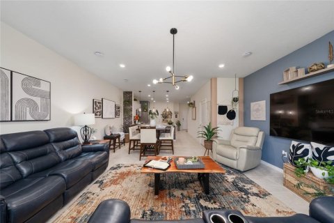 Condo in Davenport, Florida, 3 bedrooms  № 1912890 - photo 15