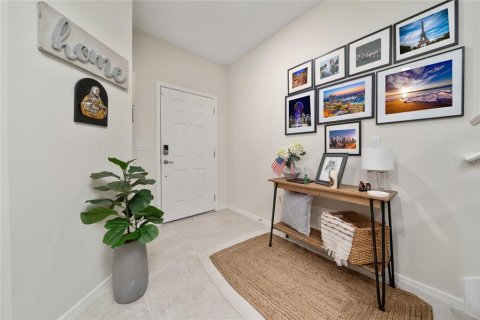 Condo in Davenport, Florida, 3 bedrooms  № 1912890 - photo 17