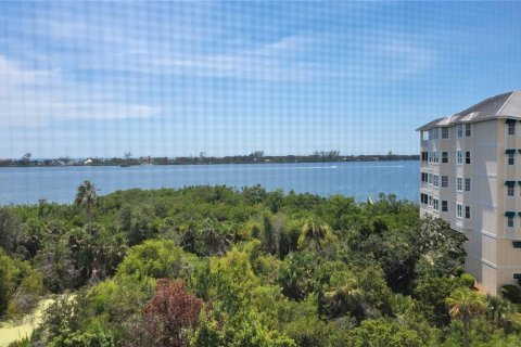 Condo in Osprey, Florida, 2 bedrooms  № 1899692 - photo 12
