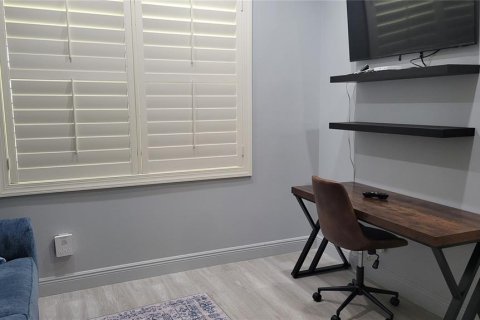 Condo in Osprey, Florida, 2 bedrooms  № 1899692 - photo 23