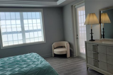 Condo in Osprey, Florida, 2 bedrooms  № 1899692 - photo 16