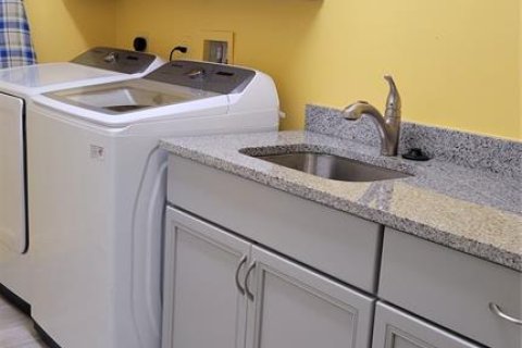 Condo in Osprey, Florida, 2 bedrooms  № 1899692 - photo 28