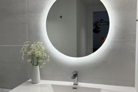 Copropriété à louer à Miami Beach, Floride: 67.45 m2 № 1964804 - photo 15