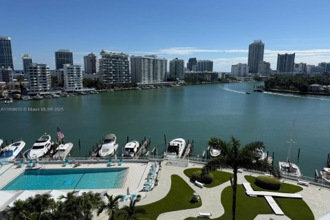 Copropriété à louer à Miami Beach, Floride: 67.45 m2 № 1964804 - photo 21