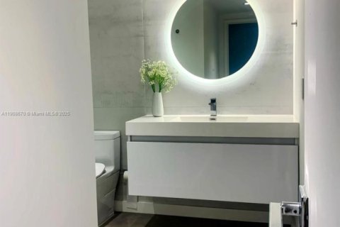 Copropriété à louer à Miami Beach, Floride: 67.45 m2 № 1964804 - photo 14