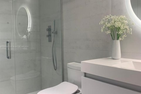 Copropriété à louer à Miami Beach, Floride: 67.45 m2 № 1964804 - photo 16