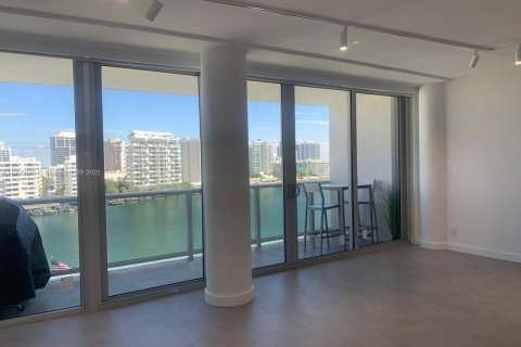 Copropriété à louer à Miami Beach, Floride: 67.45 m2 № 1964804 - photo 3