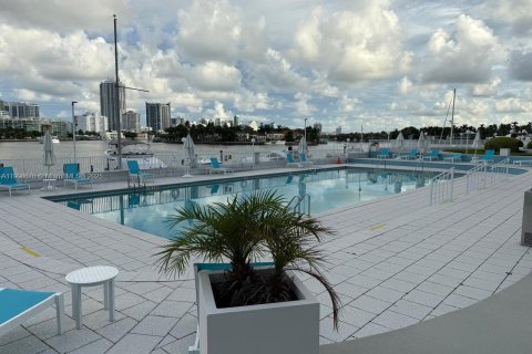 Copropriété à louer à Miami Beach, Floride: 67.45 m2 № 1964804 - photo 30