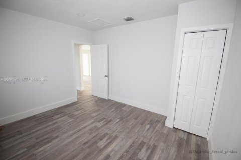 Immobilier commercial à vendre à Miami, Floride: 171.87 m2 № 2170528 - photo 16