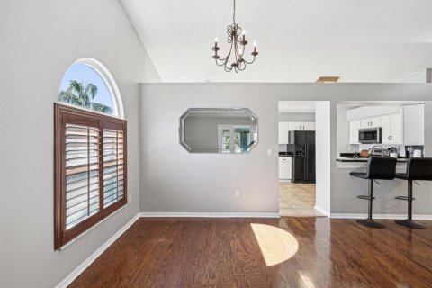 Casa en venta en New Port Richey, Florida, 3 dormitorios, 144.46 m2 № 1885590 - foto 2