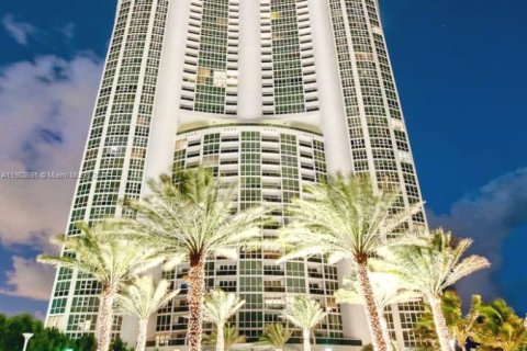Condo in Sunny Isles Beach, Florida, 3 bedrooms  № 1954463 - photo 6