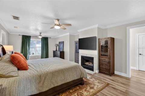 Casa en venta en Oxford, Florida, 4 dormitorios, 315.4 m2 № 2098599 - foto 15