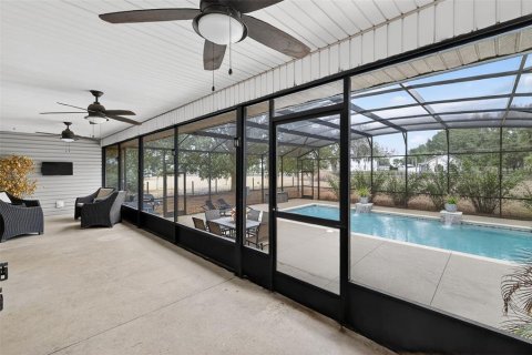 Casa en venta en Oxford, Florida, 4 dormitorios, 315.4 m2 № 2098599 - foto 5