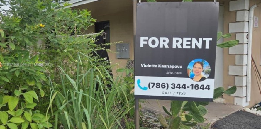 Villa ou maison à Oakland Park, Floride 1 chambre, 69.68 m2 № 1973487