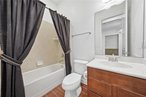 House in Ormond Beach, Florida 2 bedrooms, 127.74 sq.m. № 2329254 - photo 17