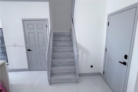 Adosado en alquiler en Pembroke Pines, Florida, 3 dormitorios, 140.75 m2 № 2026560 - foto 20