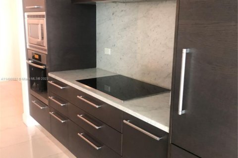 Copropriété à vendre à Miami, Floride: 1 chambre, 87.14 m2 № 2240493 - photo 12