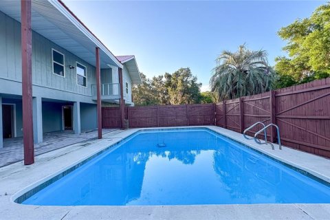 Casa en venta en Lake Panasoffkee, Florida, 5 dormitorios, 244.8 m2 № 1852840 - foto 5