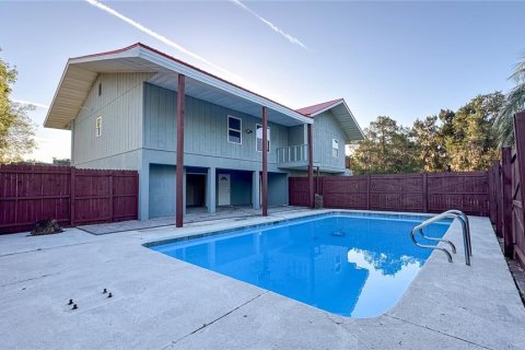 Casa en venta en Lake Panasoffkee, Florida, 5 dormitorios, 244.8 m2 № 1852840 - foto 6