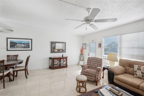 Copropriété à vendre à Deerfield Beach, Floride: 1 chambre, 68.56 m2 № 1763858 - photo 9