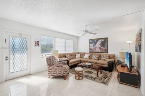 Copropriété à vendre à Deerfield Beach, Floride: 1 chambre, 68.56 m2 № 1763858 - photo 6