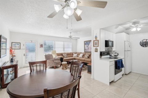 Copropriété à vendre à Deerfield Beach, Floride: 1 chambre, 68.56 m2 № 1763858 - photo 11